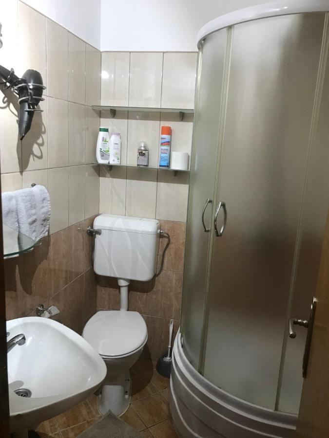Apartmani Kuzmanovic Stan Na Dan Добой Экстерьер фото